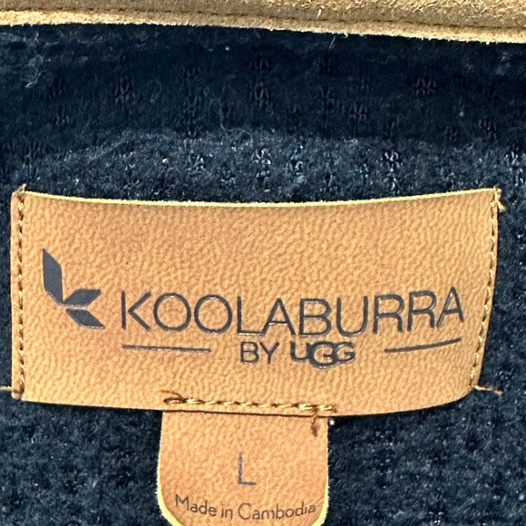 Koolaburra Black Zip Up Sherpa Sweater - Picture 2 of 3